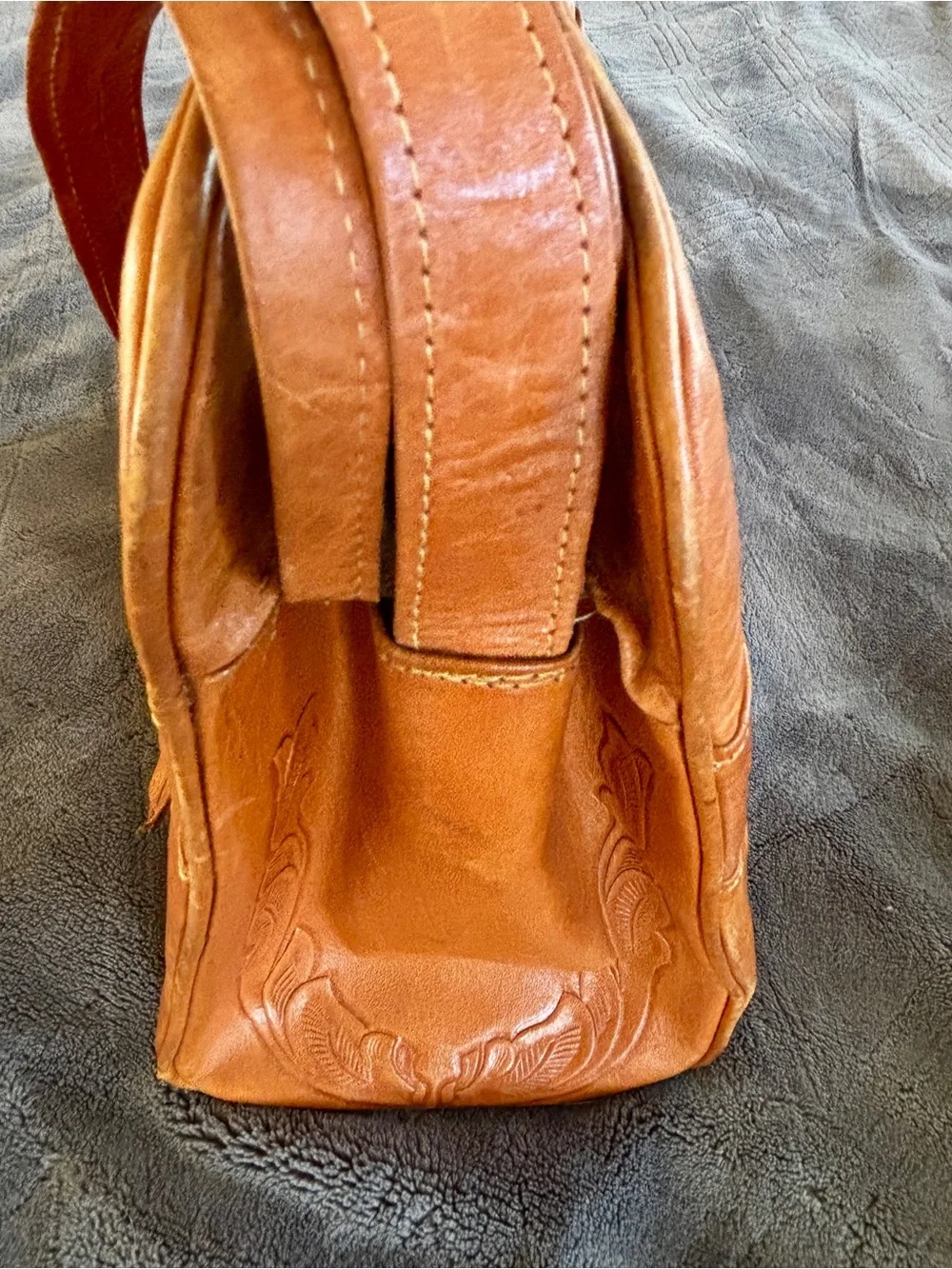 Avelar’s Productos Embossed Leather Bag Mexico Guadalajara